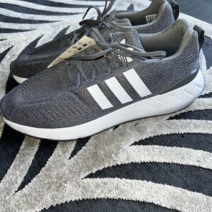 Brand New Adidas Men's Gray and White Sneakers- Swift Run 22